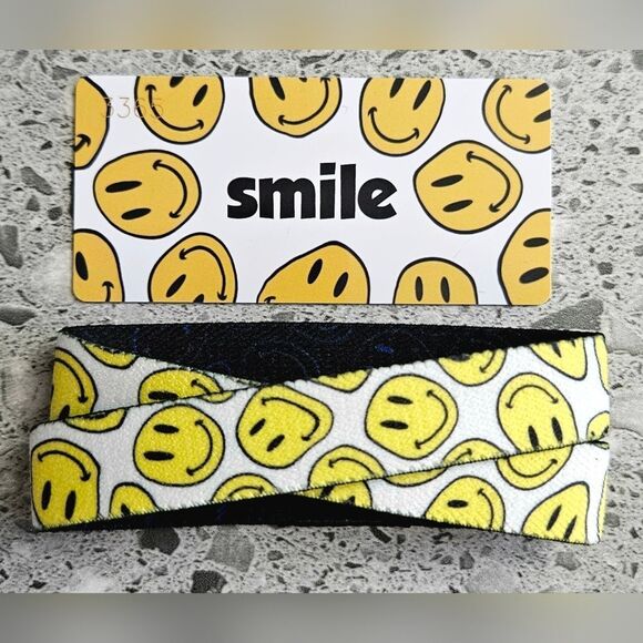 ZOX "SMILE" #3365 New Medium Sold Out Collectible Reversible Double Wristband - Picture 1 of 3
